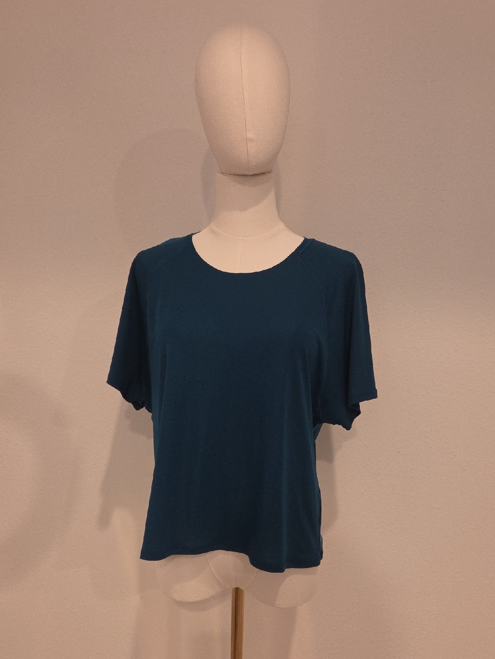 Athleta Teal Blue Short-Sleeve Crew Top